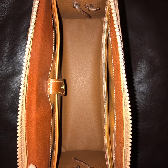 Vintage Dooney & Bourke AWL Satchel Taupe Mushroom Color - Picture 6 of 9